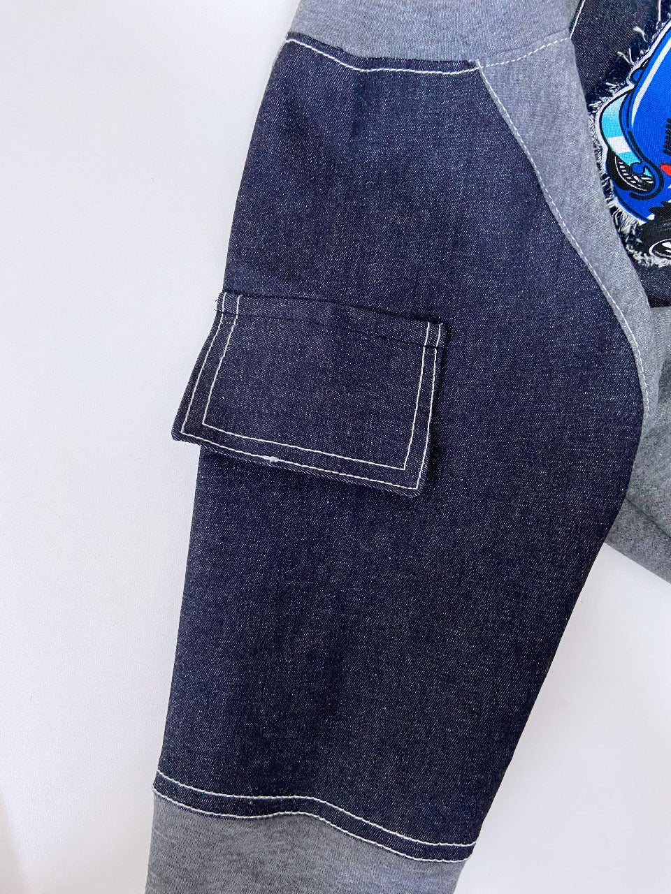 Stylish Boy's Patchwork Sweatshirt