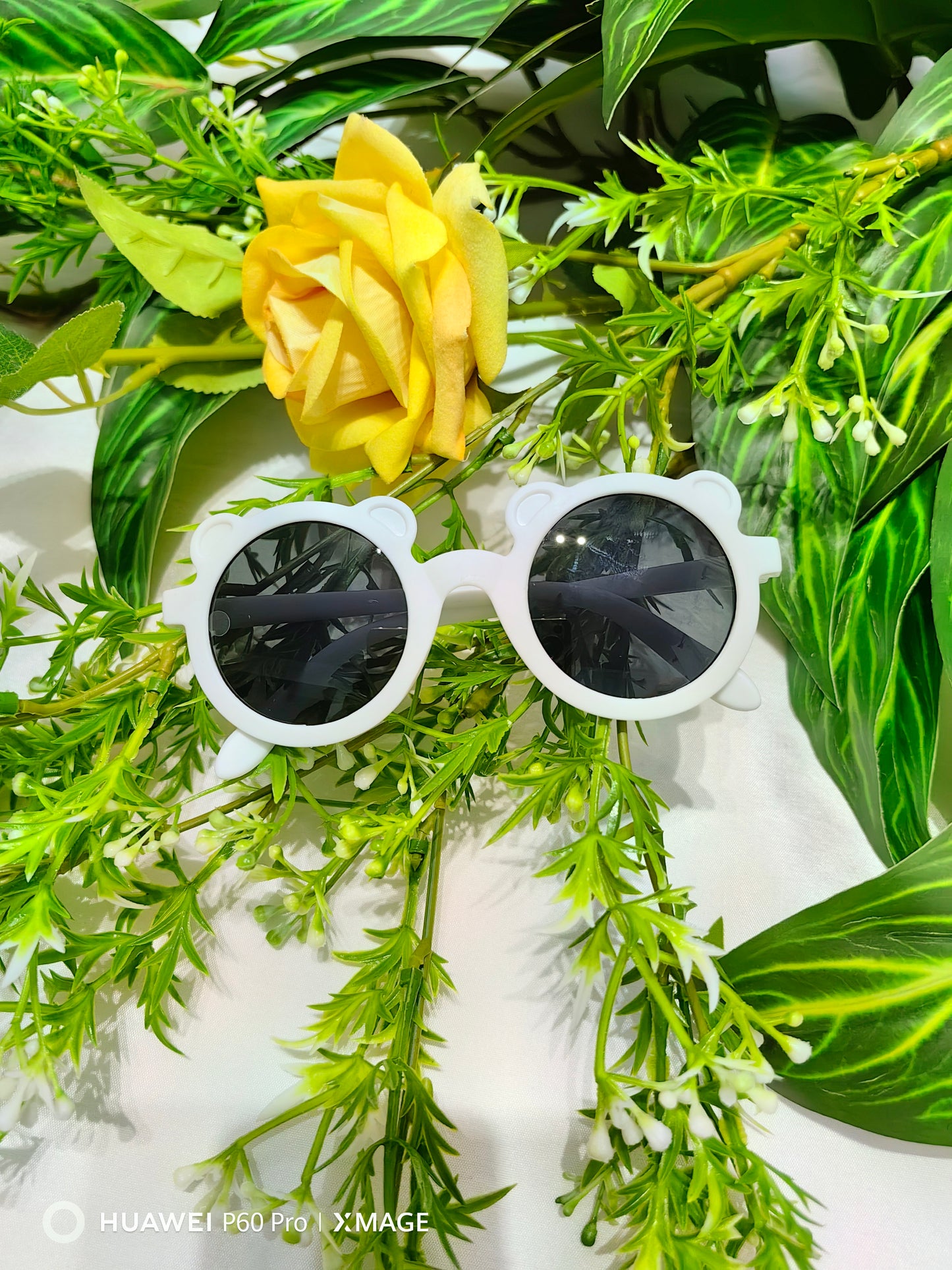 Kids sunglasses with design